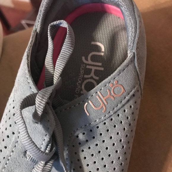 shoes from QVC size 61/2 - Picture 2 of 6